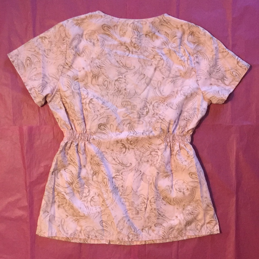 Cherokee Floral Paisleys Scrub Top Size Small - Picture 2 of 4